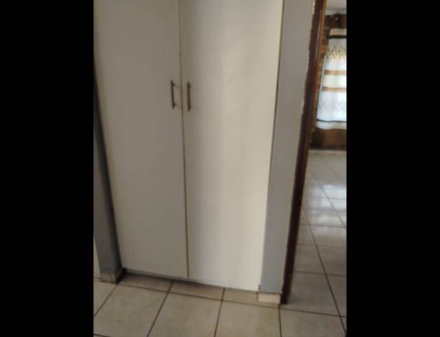 5 BEDROOM APARTMENT BLOCK FOR SALE IN AMAJUBA PARK